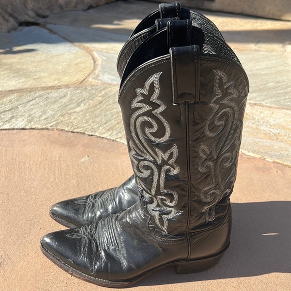 JUSTIN COWBOY BOOTS MENS 8.5 - Picture 1 of 9